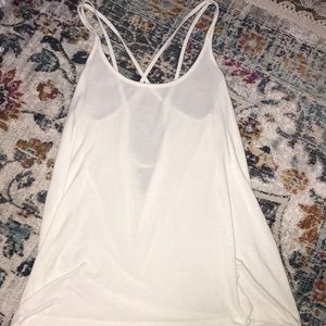 flowy white tank! 🐚